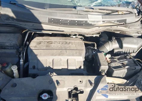 2011 Honda Odyssey Touring/Touring Elite z USA, uszkodzony, nr VIN 5FNRL5H92BB011665